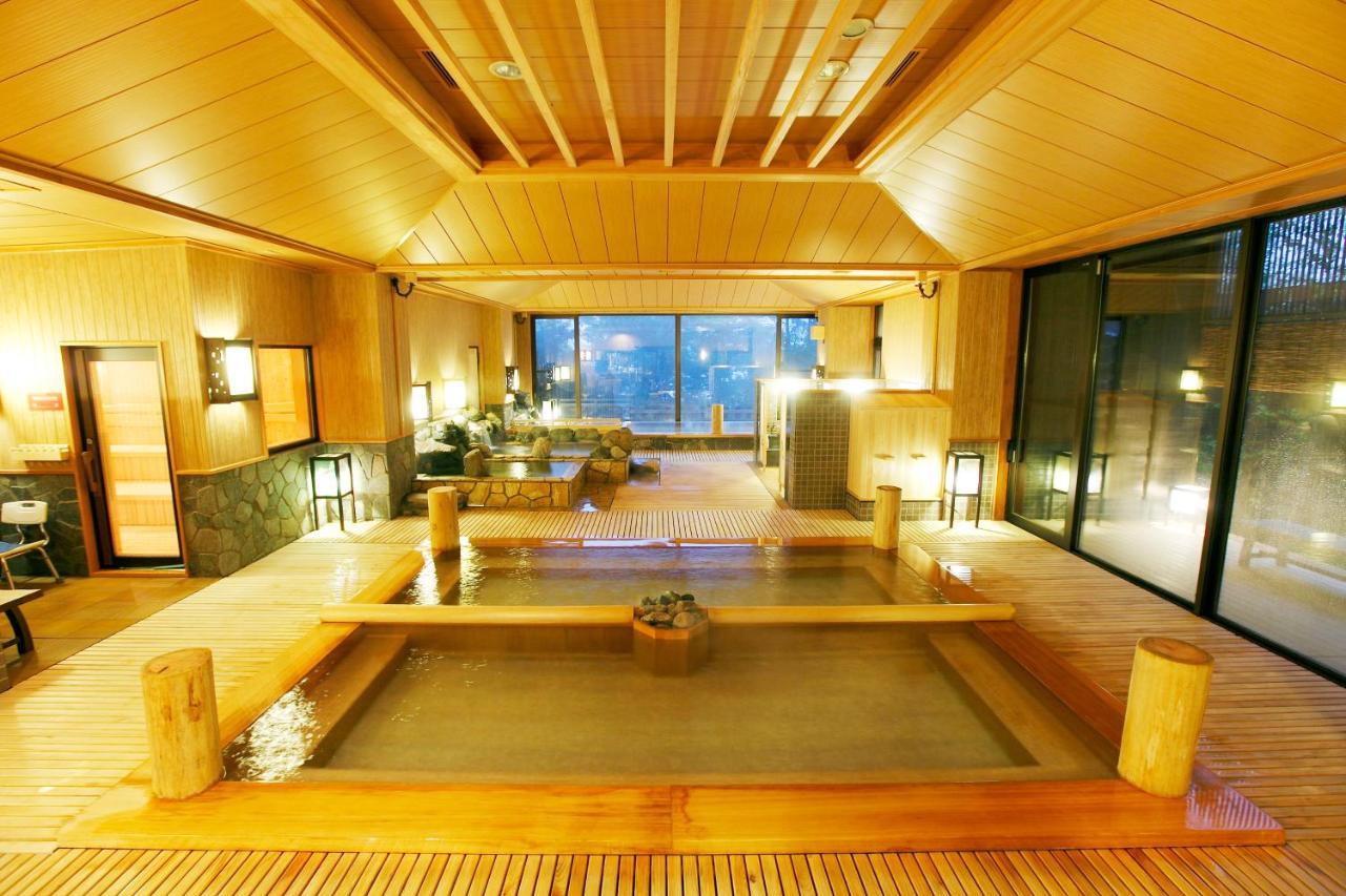 草津温泉 季の庭