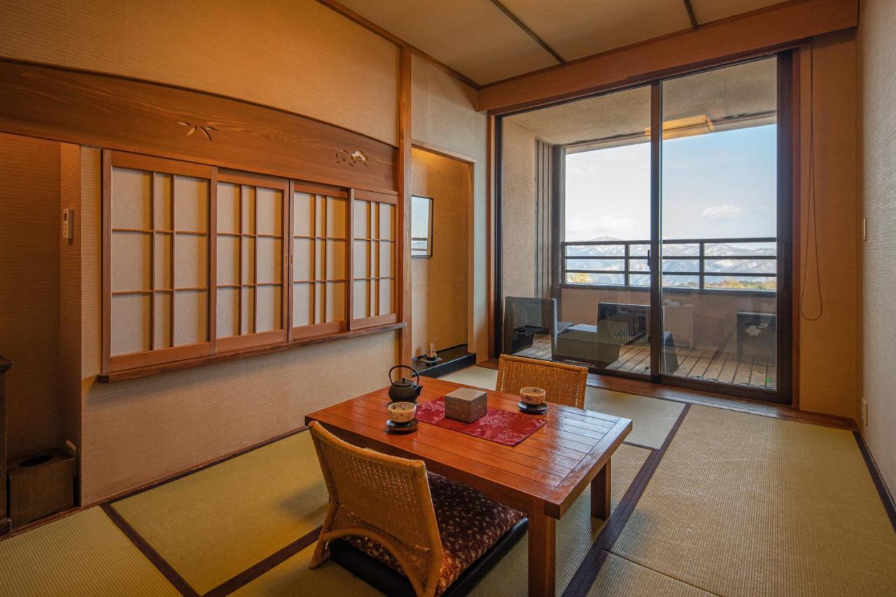 草津温泉 季の庭